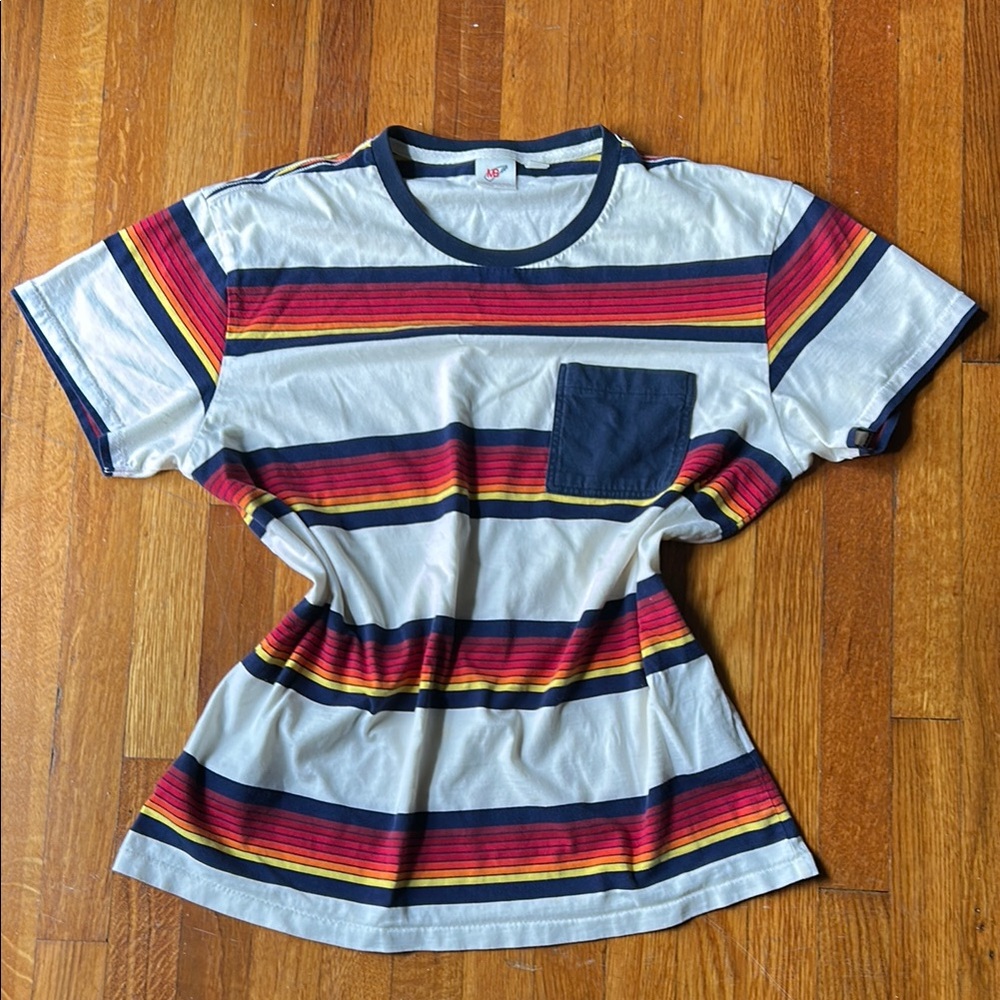 Uniqlo Red and Yellow Short Sleeve Tee